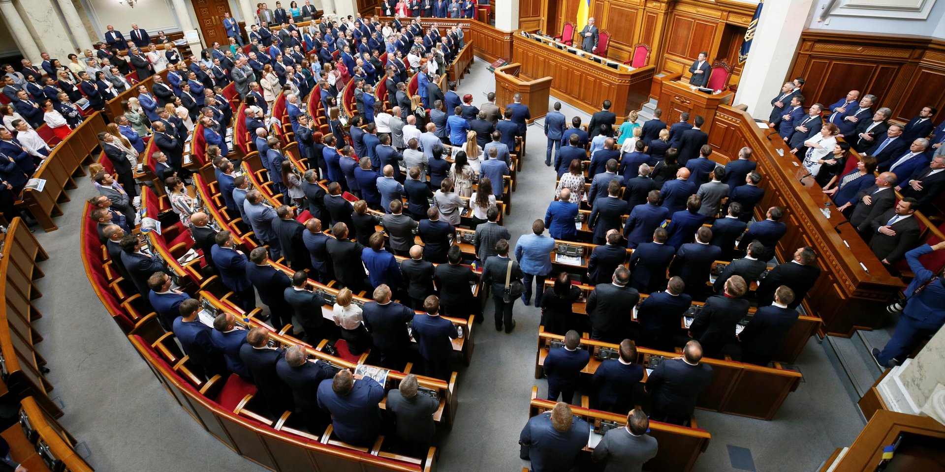 Комітет Ради рекомендує зняти недоторканність з&nbsp;нардепів (Фото: REUTERS / Gleb Garanich)