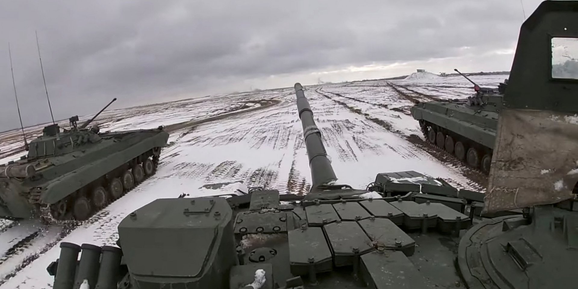 Russian tanks during military combat training in Belarus (Photo: Russian Defence Ministry/Handout via REUTERS)