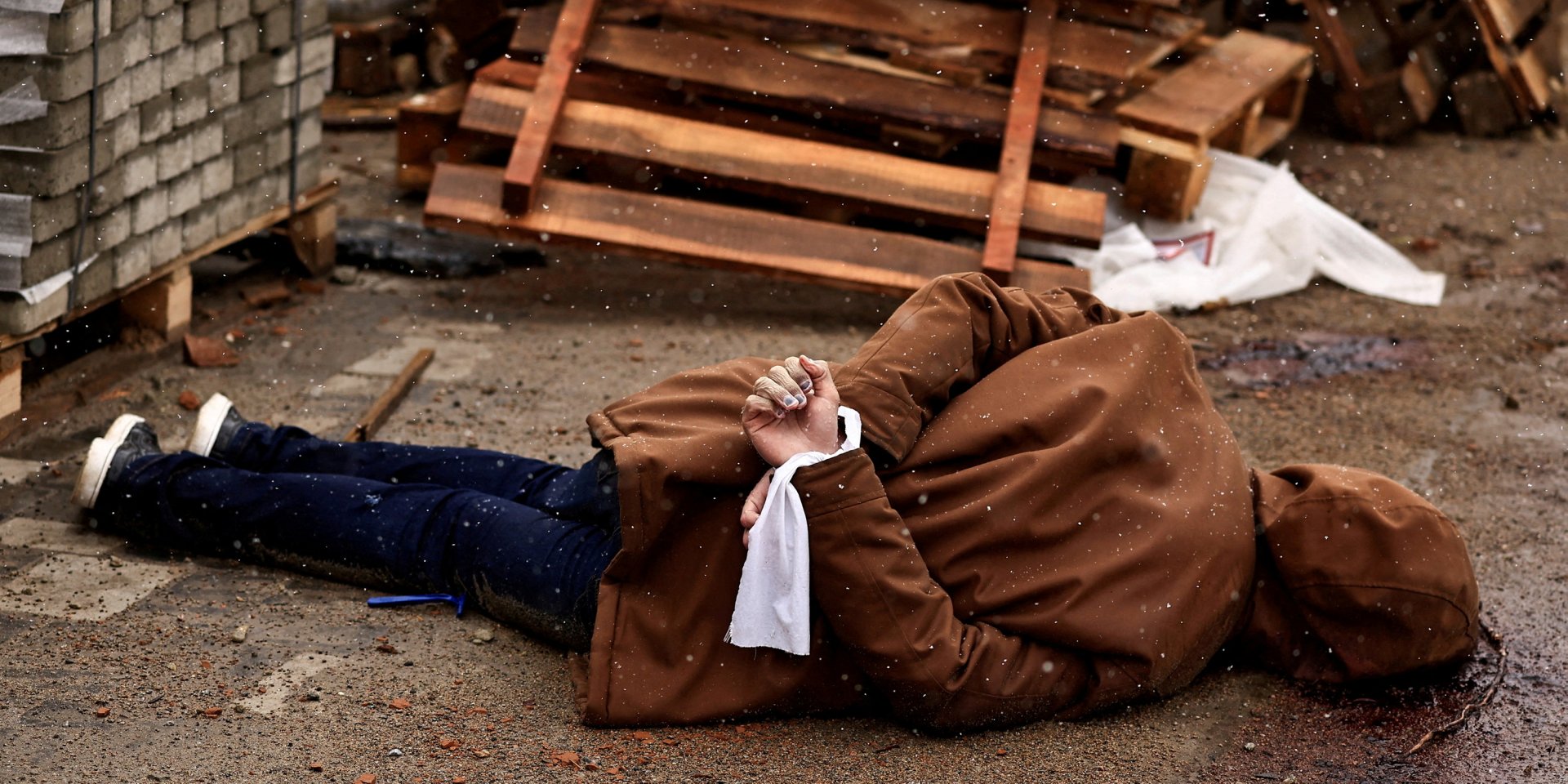 At least eight bodies laying in the streets of Bucha on March 21 have been identified (Photo: REUTERS/Zohra Bensemra)