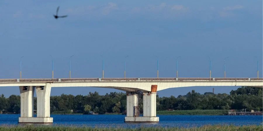 Antonovsky Bridge in Kherson, July 23 (Photo: REUTERS/Alexander Ermochenko)