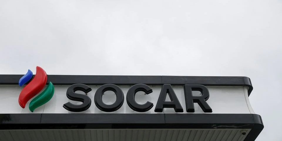 SOCAR suspended the supply of Russian oil to its plant in Turkey (Photo: REUTERS/Valentyn Ogirenko)