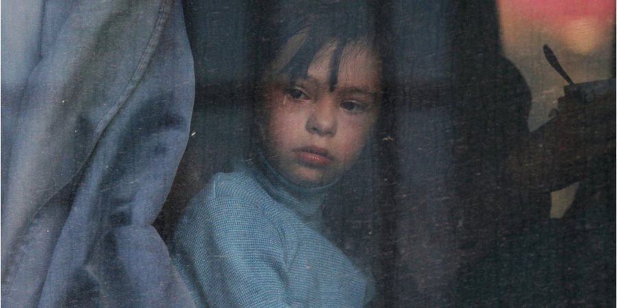 Civilians taken by Russia from Kherson to occupied Crimea on the eve of retreat, November 2, 2022 (Photo: REUTERS / Alexey Pavlishak)