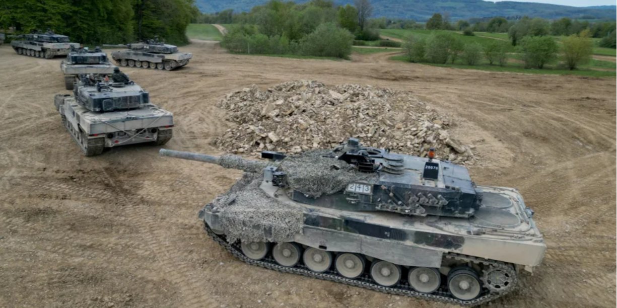 Leopard 2 (Photo: REUTERS/Denis Balibouse)
