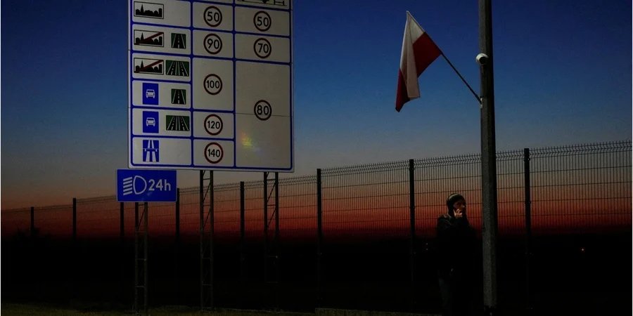 Blocking the border by Polish carriers has already led to negative consequences for business (Photo: REUTERS/Aleksandra Szmigiel)