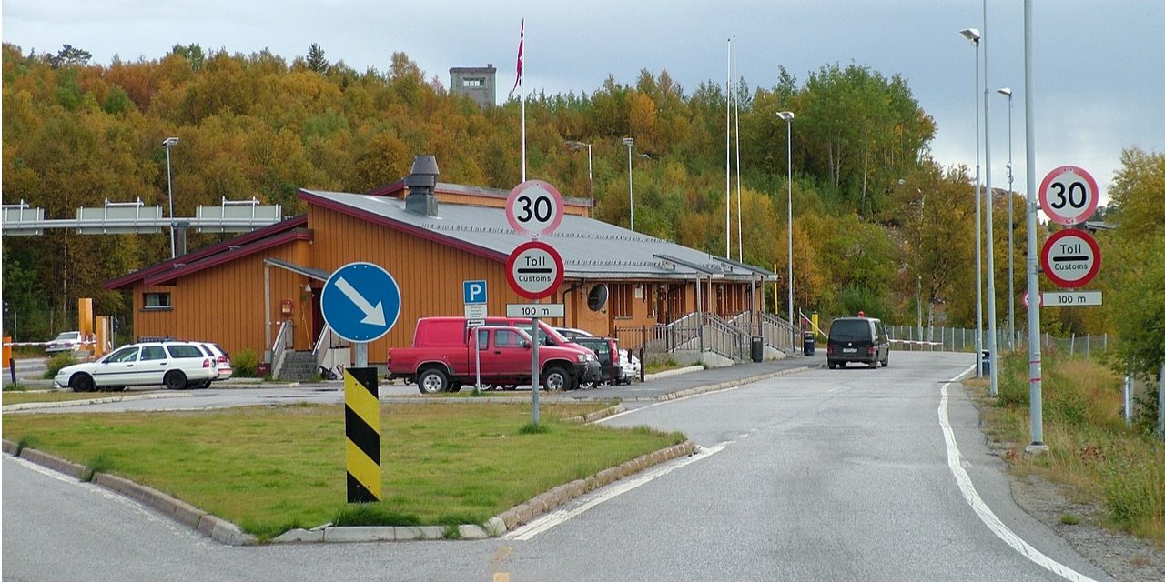 Storskog is the only regular border crossing point between Norway and Russia (Photo: Wikipedia)