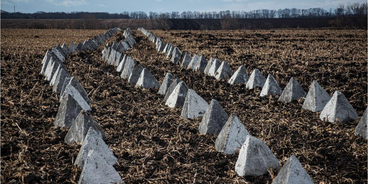 Dragon's teeth on the border (Photo: Armed Forces of Ukraine / Facebook)