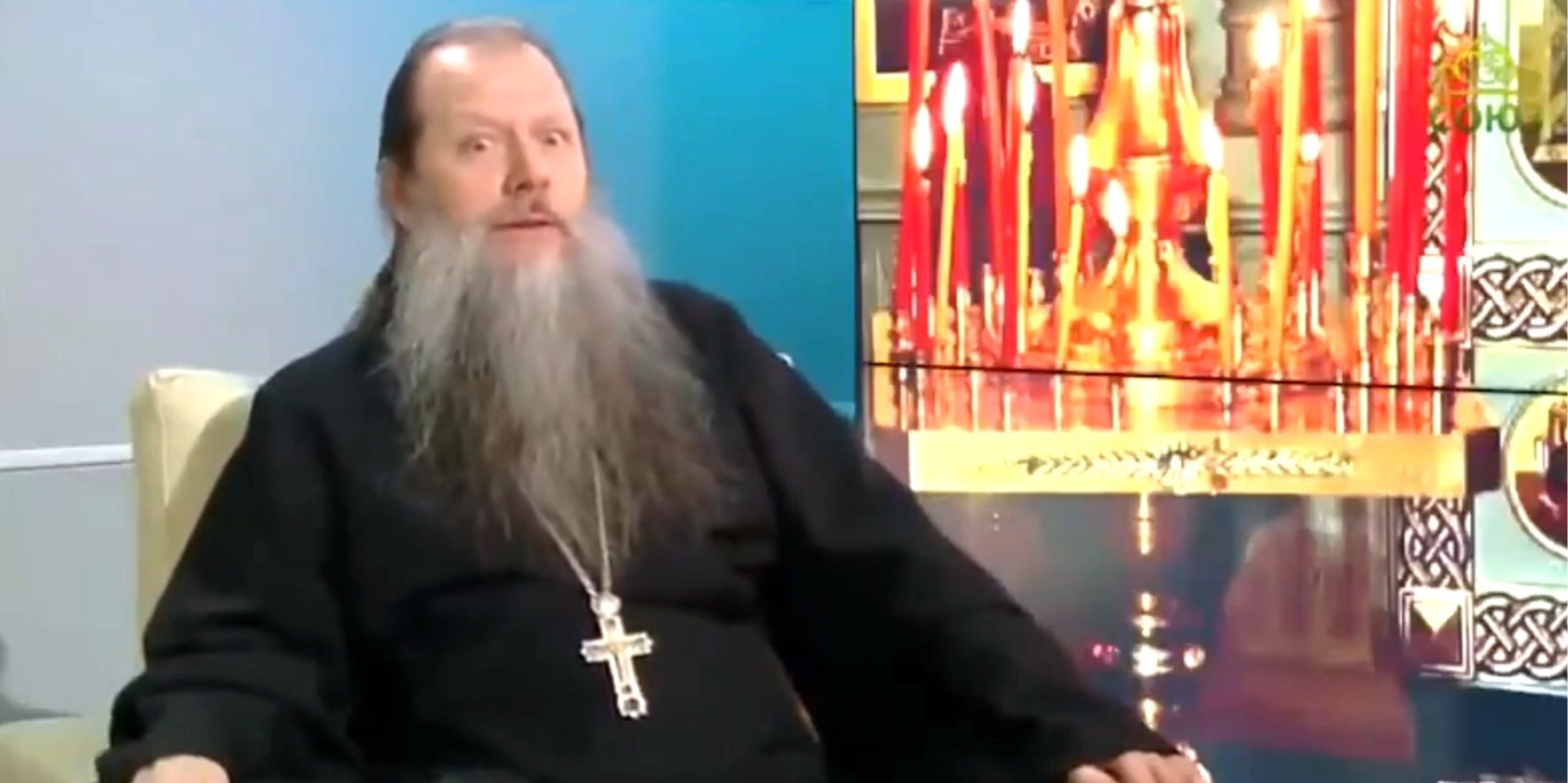 Російський піп повідав своїй пастві історію китайського найманця, якого «зцілив Лука Кримський» (Фото: Скріншот відео gozefinagold/X)