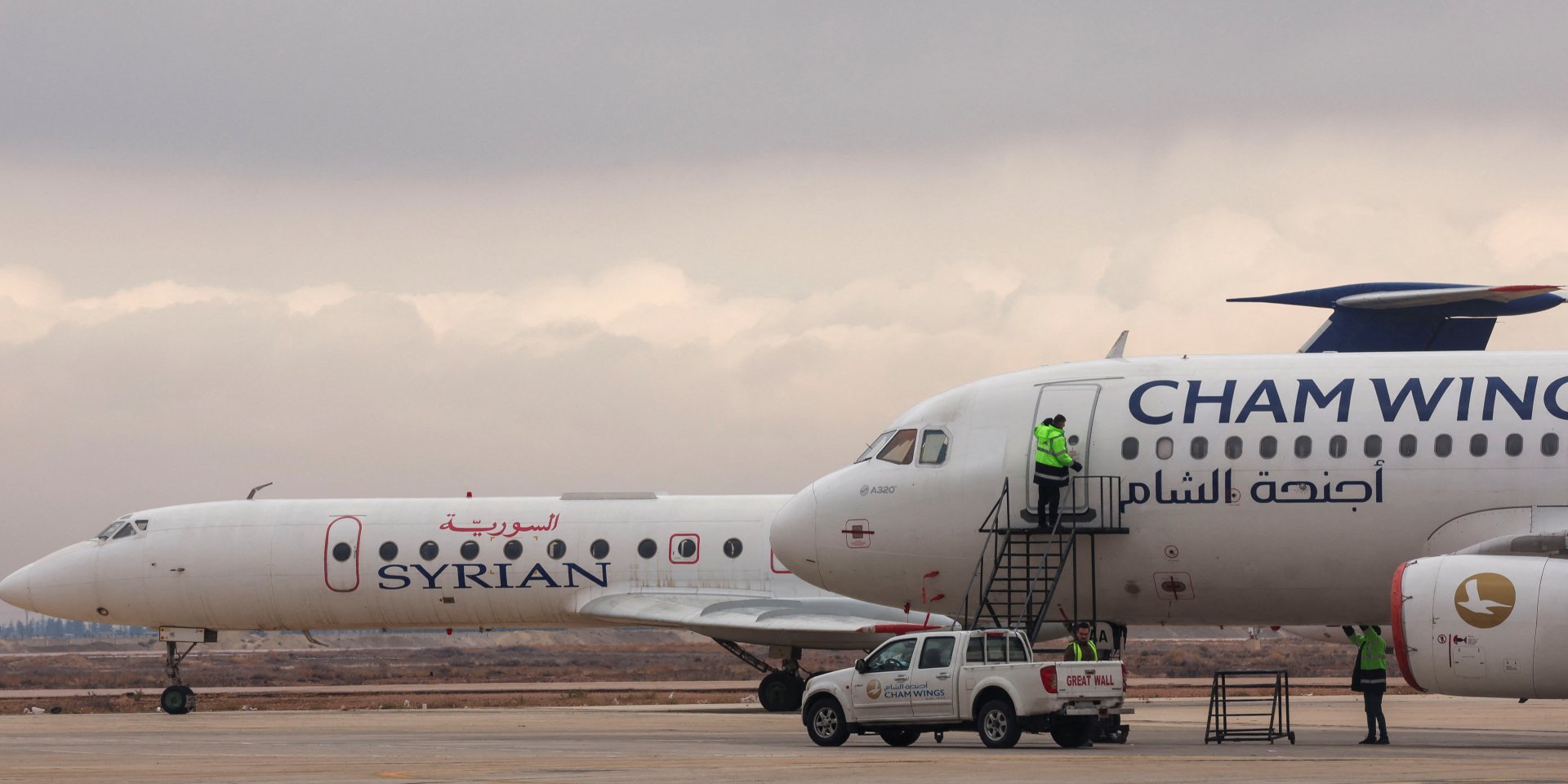 Літаки авіакомпаній SyrianAir і Cham Wings в міжнародному аеропорту Дамаска після повалення сирійського режиму Башара Асада, Сирія, 31 грудня 2024 року (Фото: REUTERS/Amr Abdallah Dalsh)