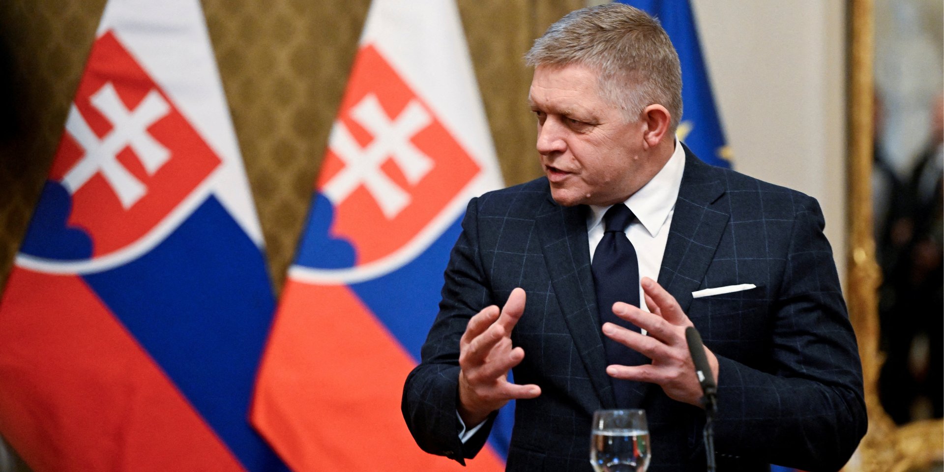 Виталий Портников заявил, что Роберт Фицо создает в&nbsp;собственной стране энергетический кризис в&nbsp;интересах России (Фото: REUTERS/Radovan Stoklasa)