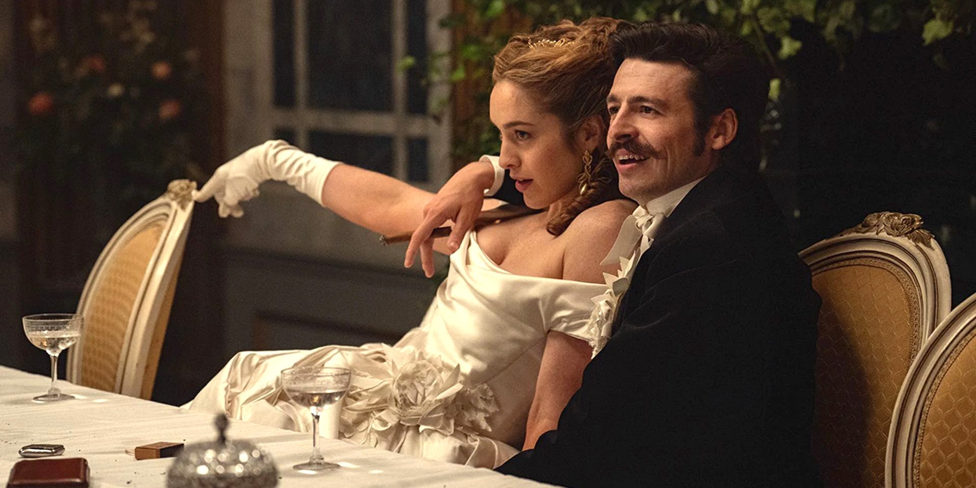 Кадр из&nbsp;сериала Дом Гиннессов (Фото: Netflix)