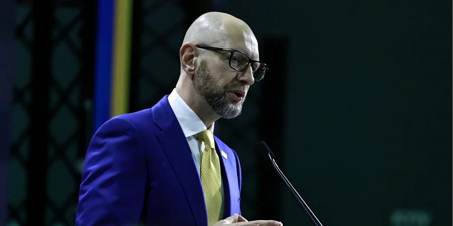 Колишній прем'єр-міністр України Арсеній Яценюк (Фото: Арсеній Яценюк / Facebook)