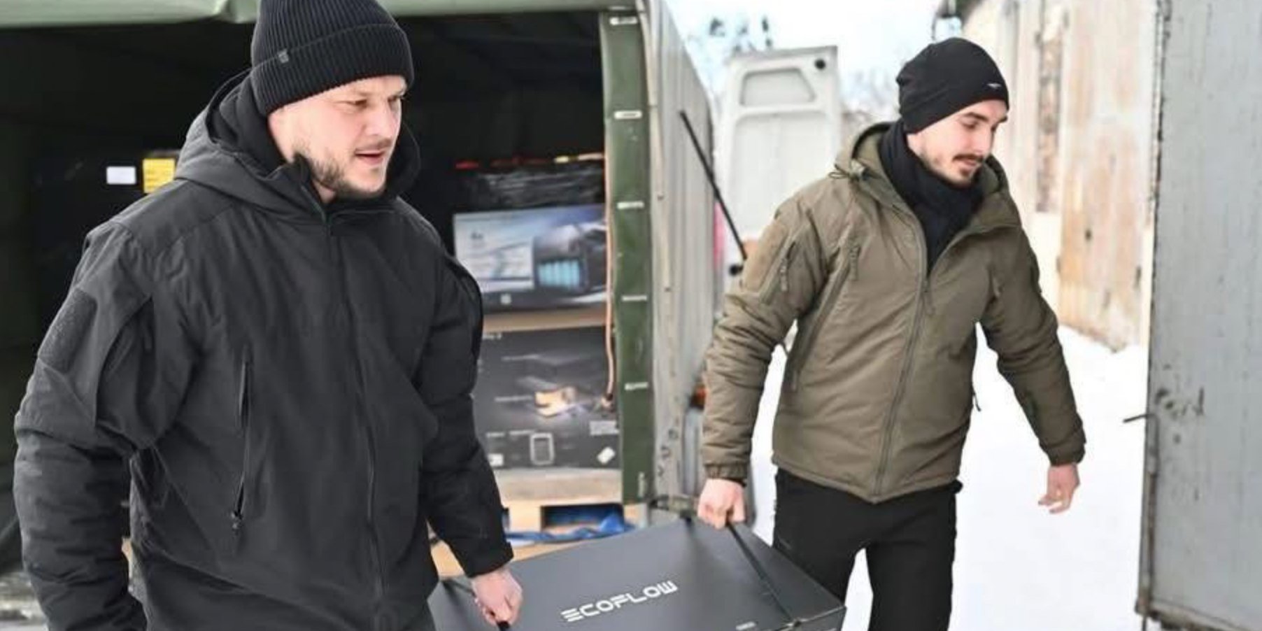 Чеські волонтери взимку збирали кошти на&nbsp;енергетичну допомогу Україні (Фото: facebook.com/andrij.sybiha)