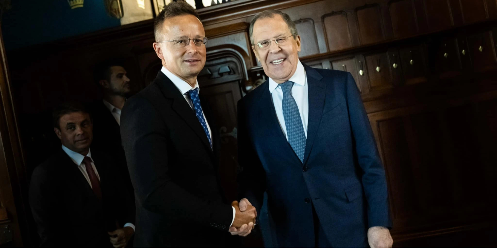 Among other things, the transcript of the conversation showed that Péter Szijjártó had offered Sergey Lavrov to forward confidential EU documents through the Hungarian Embassy in Moscow. (Photo: Szijjártó Péter / Facebook)