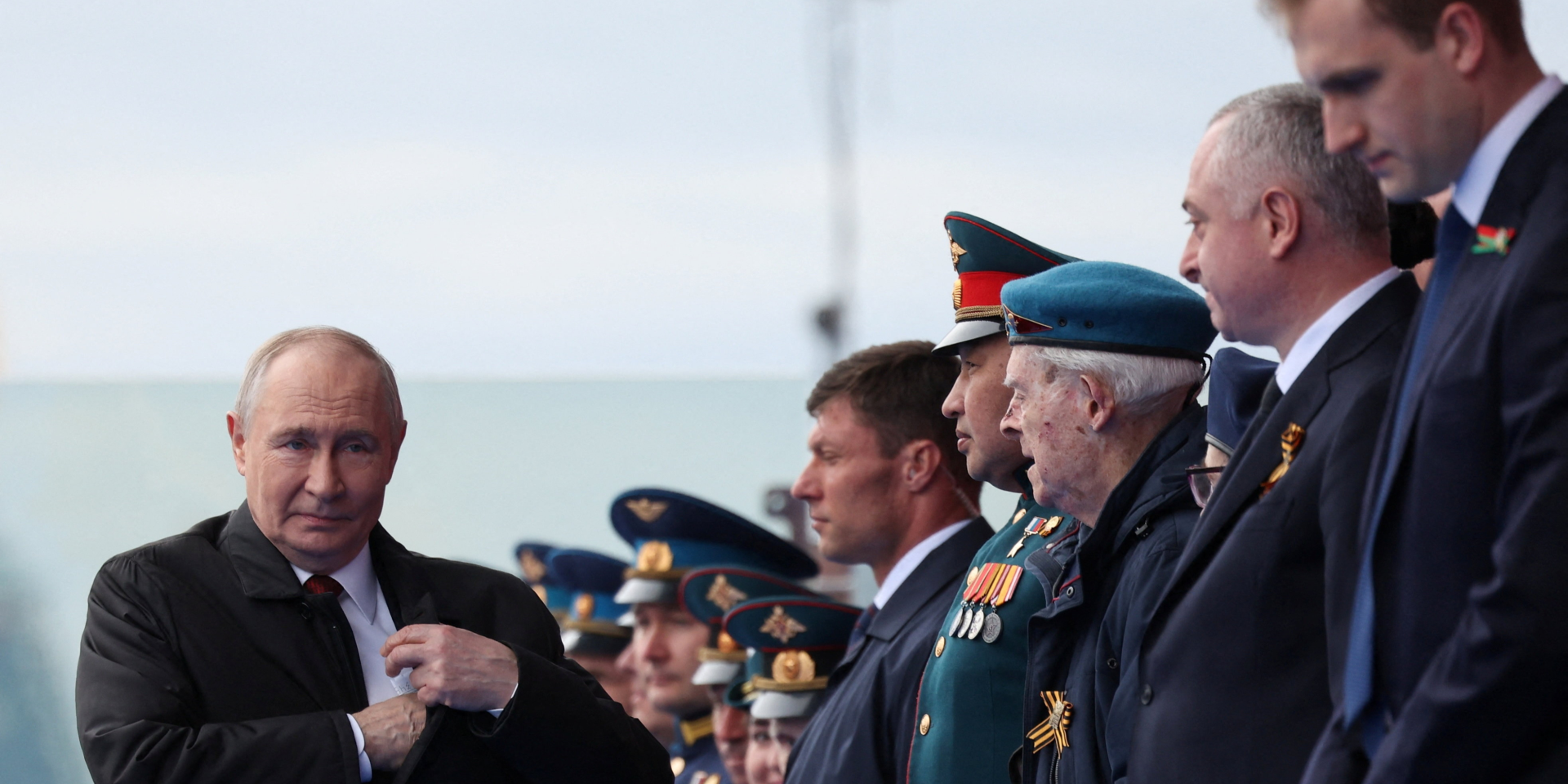 Диктатор Володимир Путін 9 травня не&nbsp;торкався теми фронту в&nbsp;Україні, бо&nbsp;не&nbsp;зміг відзначити жодних значущих успіхів армії РФ (Фото: Sputnik/Vyacheslav Prokofyev/Pool via REUTERS)