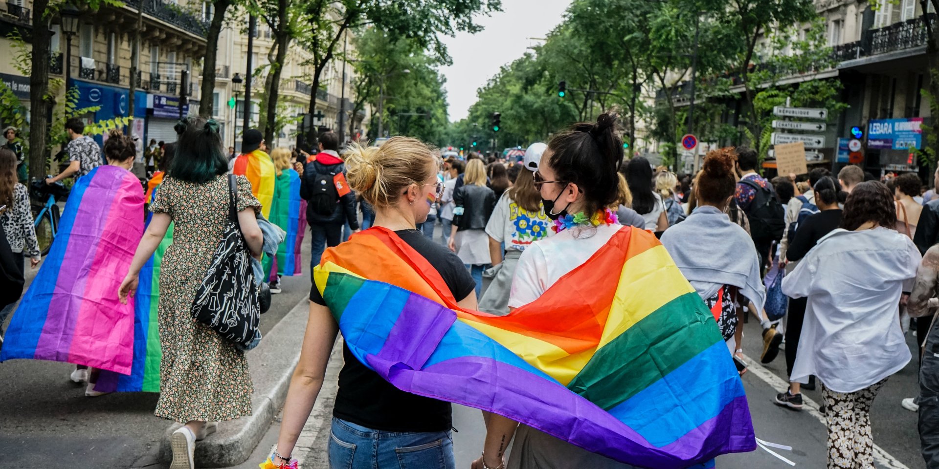 Стало відомо, де і коли пройдуть червневі та&nbsp;вересневі прайди (Фото: unsplash/Norbu Gyachung)