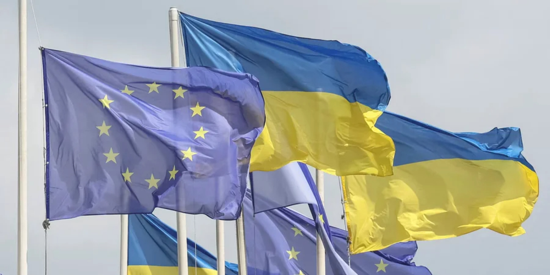 Лана Зеркаль: Є час розкидати каміння, є час складати каміння, а є час не&nbsp;викобенюватися та&nbsp;послідовно євроінтегруватися (Фото: REUTERS/Gleb Garanich)