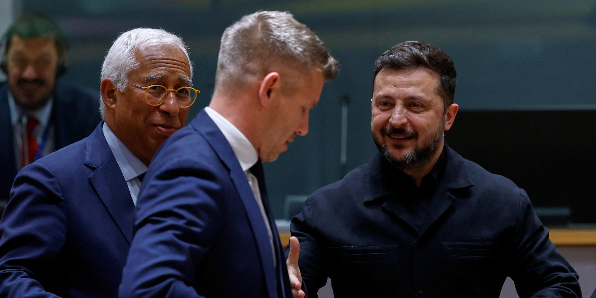 Петер Мадяр та&nbsp;Володимир Зеленський зустрілися на&nbsp;засіданні Європейської Ради у&nbsp;четвер, 18 червня (Фото: REUTERS)