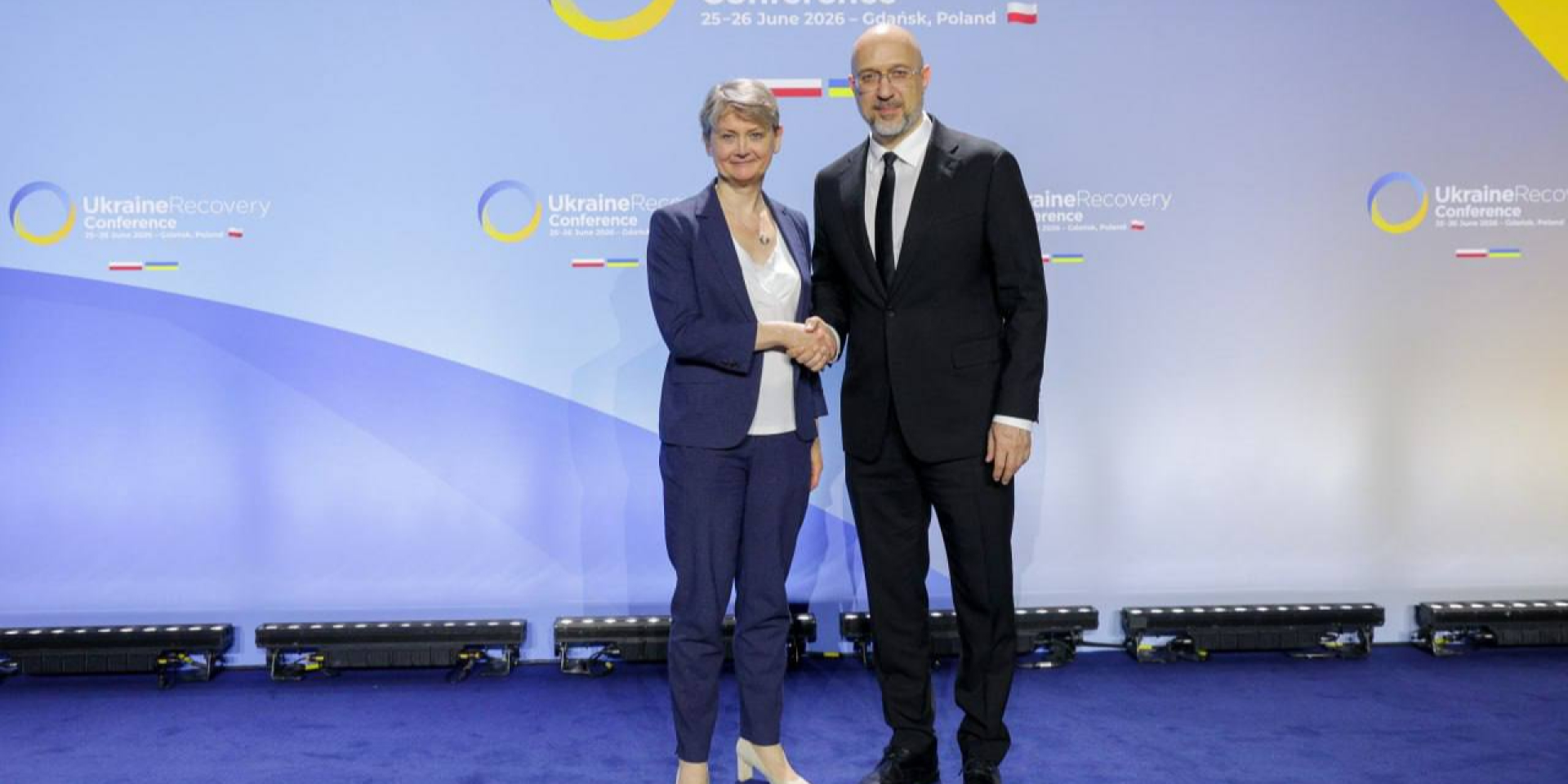 Міністр енергетики України Денис Шмигаль у&nbsp;Гданську повідомив про енергетичну допомогу від Британії (Фото: Денис Шмигаль/Telegram)