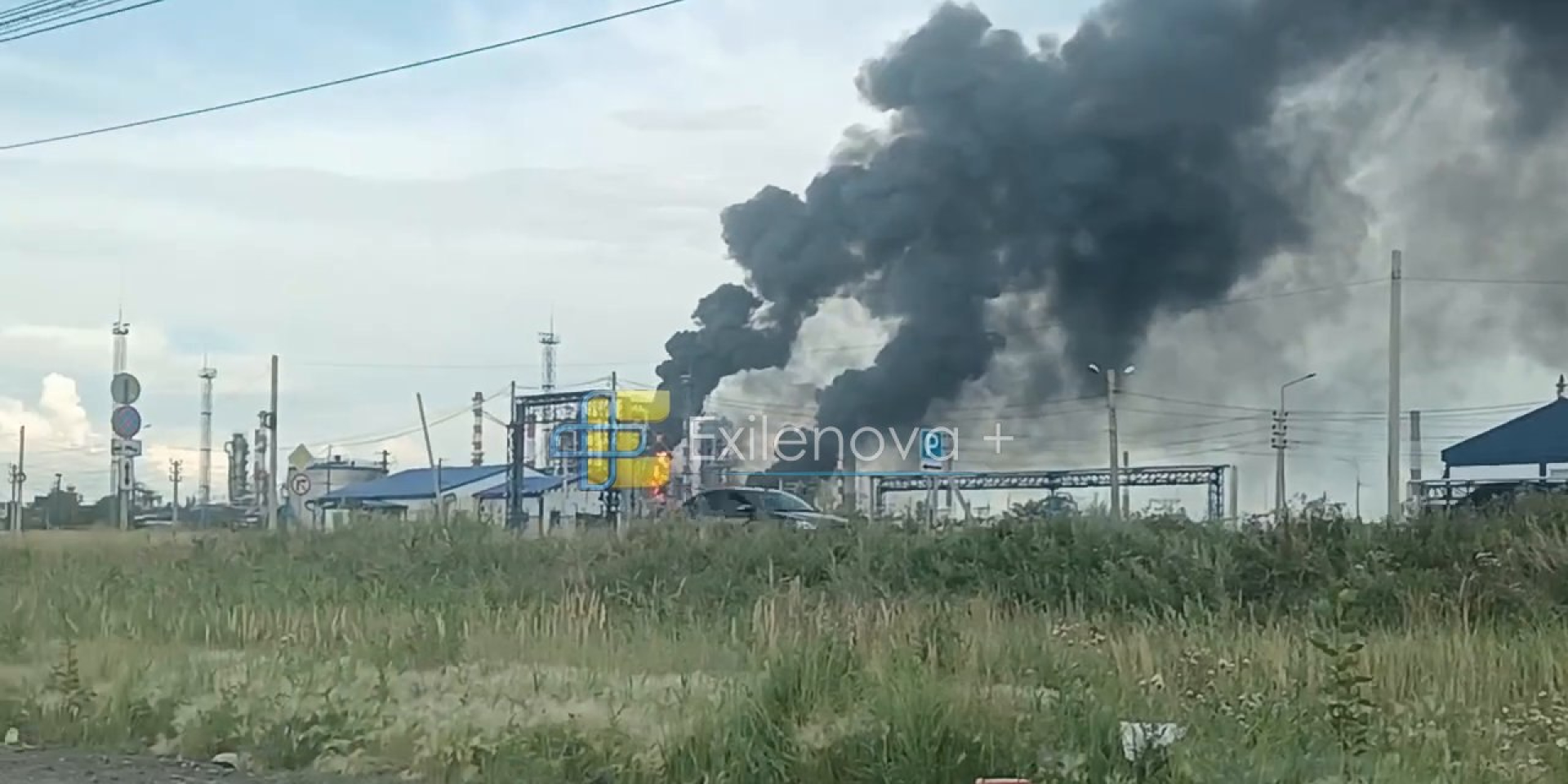 The aftermath of the strike on the Omsk Oil Refinery (Photo: Exilenova+ / Telegram)