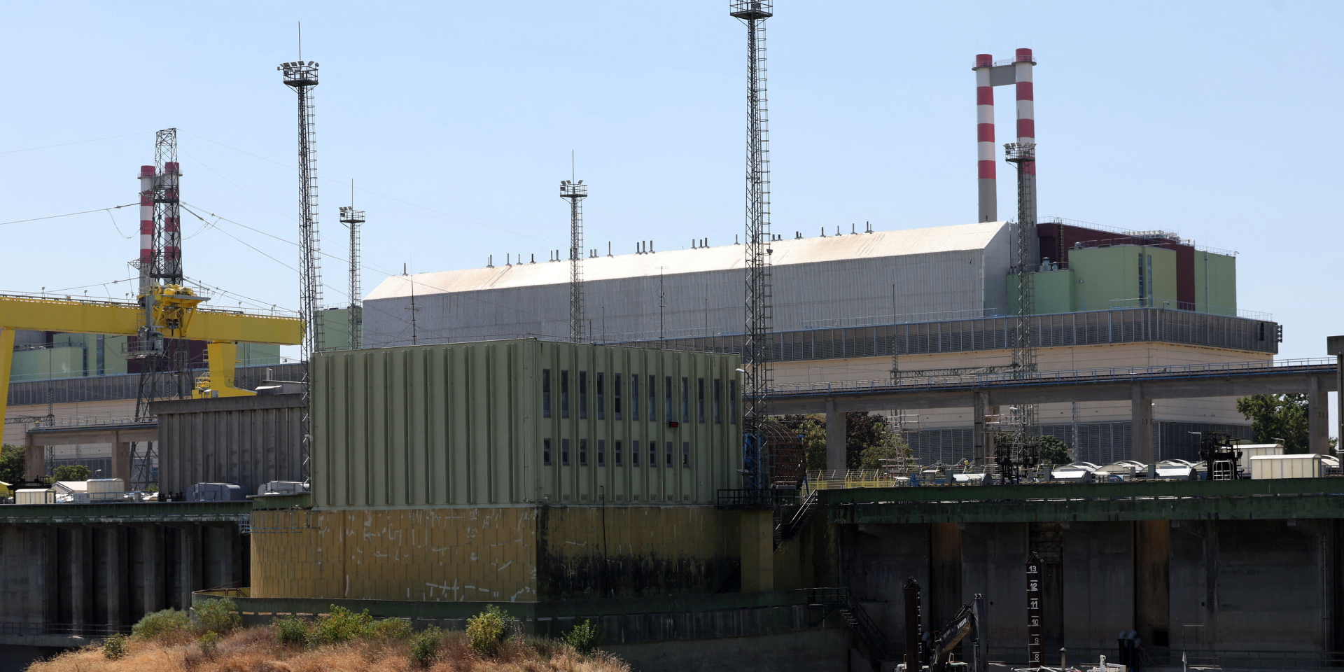 У&nbsp;Будапешті запровадили режим економії після зниження потужності АЕС Пакш (Фото: REUTERS/Bernadett Szabo)