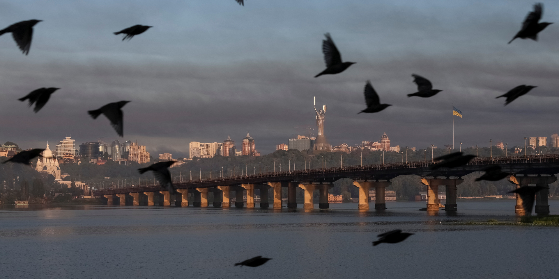 Вадим Мисюра: Россияне работают на&nbsp;«красные папочки» (Фото: REUTERS/Anatolii Stepanov)