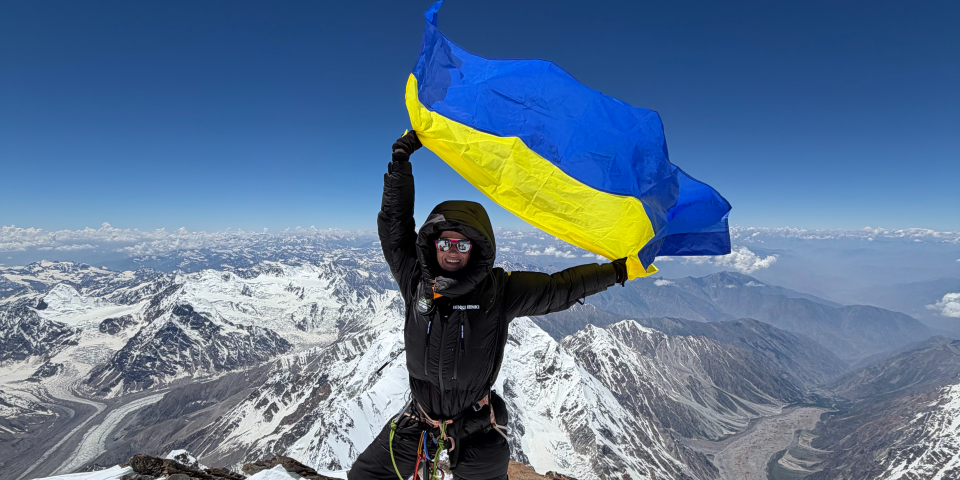 Антонина Самойлова с&nbsp;украинским флагом (Фото: Фото из&nbsp;личного архива Антонины Самойловой)