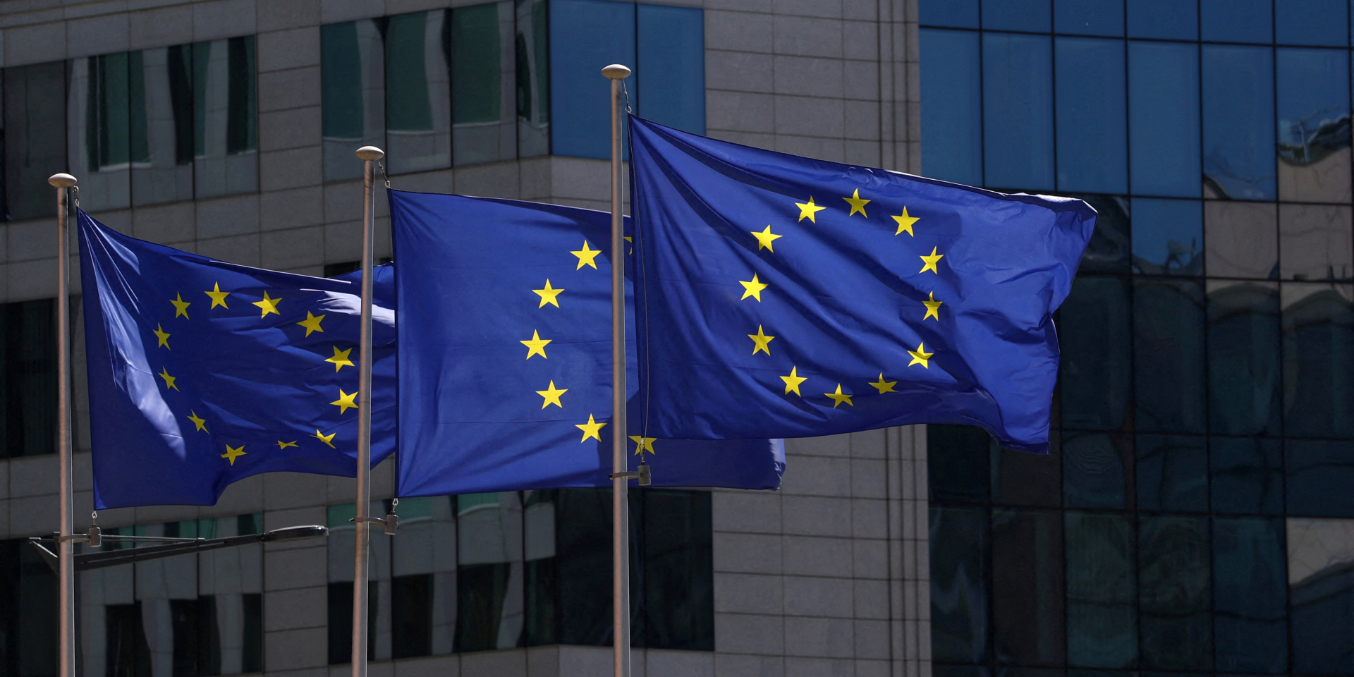 Єврокомісія прокоментувала намір Угорщини не відмовляти українцям у&nbsp;захисті (Фото: REUTERS/Yves Herman/File Photo)