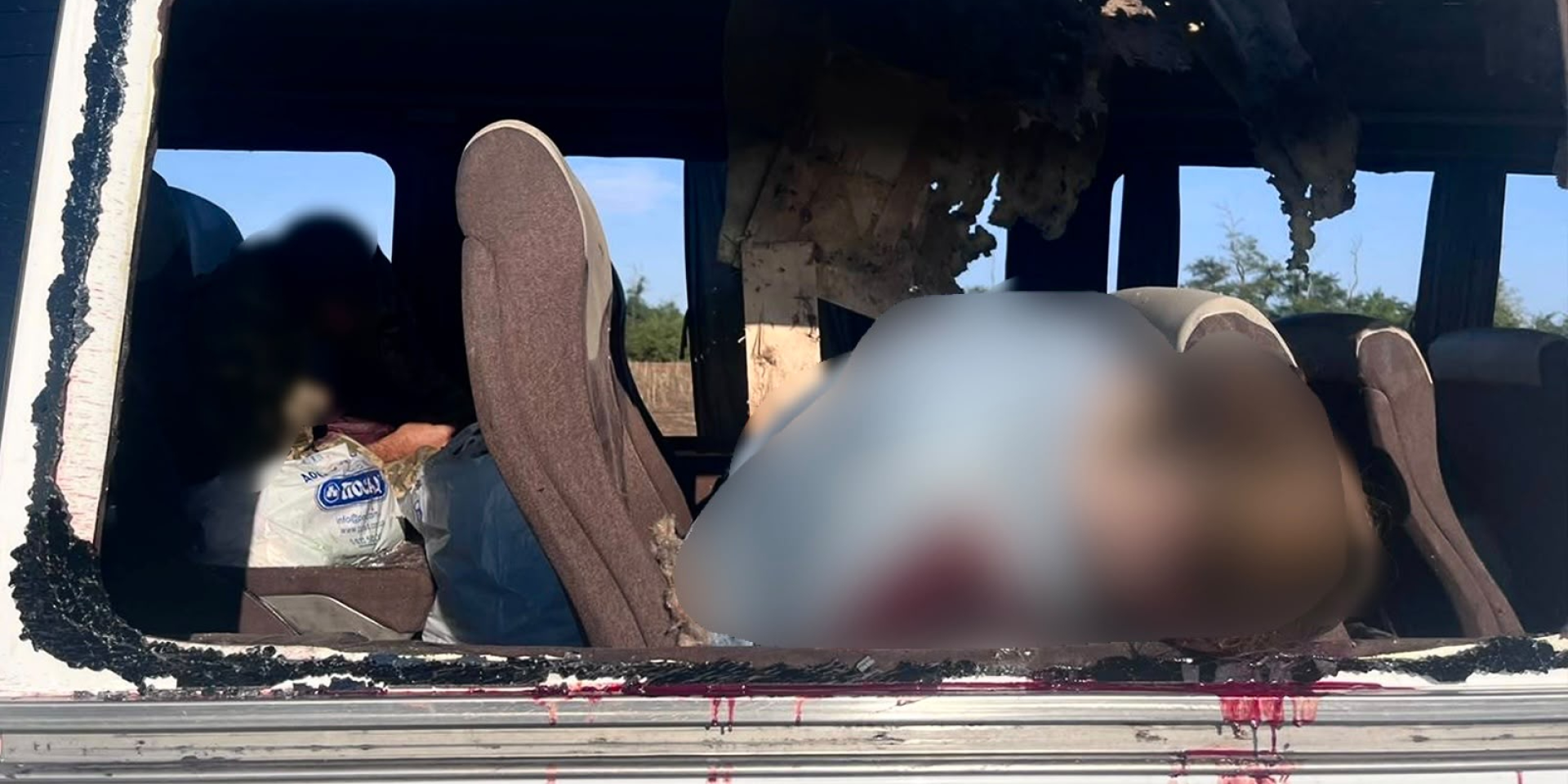 Russian FPV kamikaze drone struck a scheduled intercity passenger bus in the Nikopol district (Photo: Ukraine's SES)