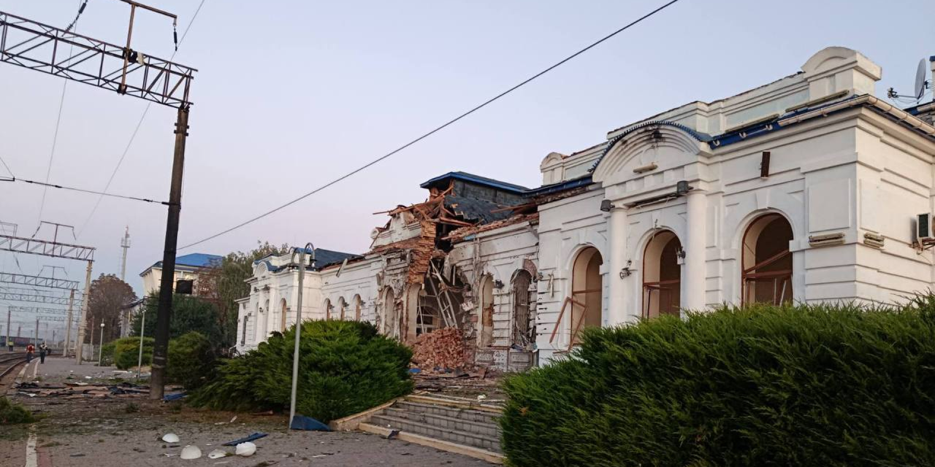 Российские войска атаковали вокзал в&nbsp;Берестине (Фото: Укрзализныця)