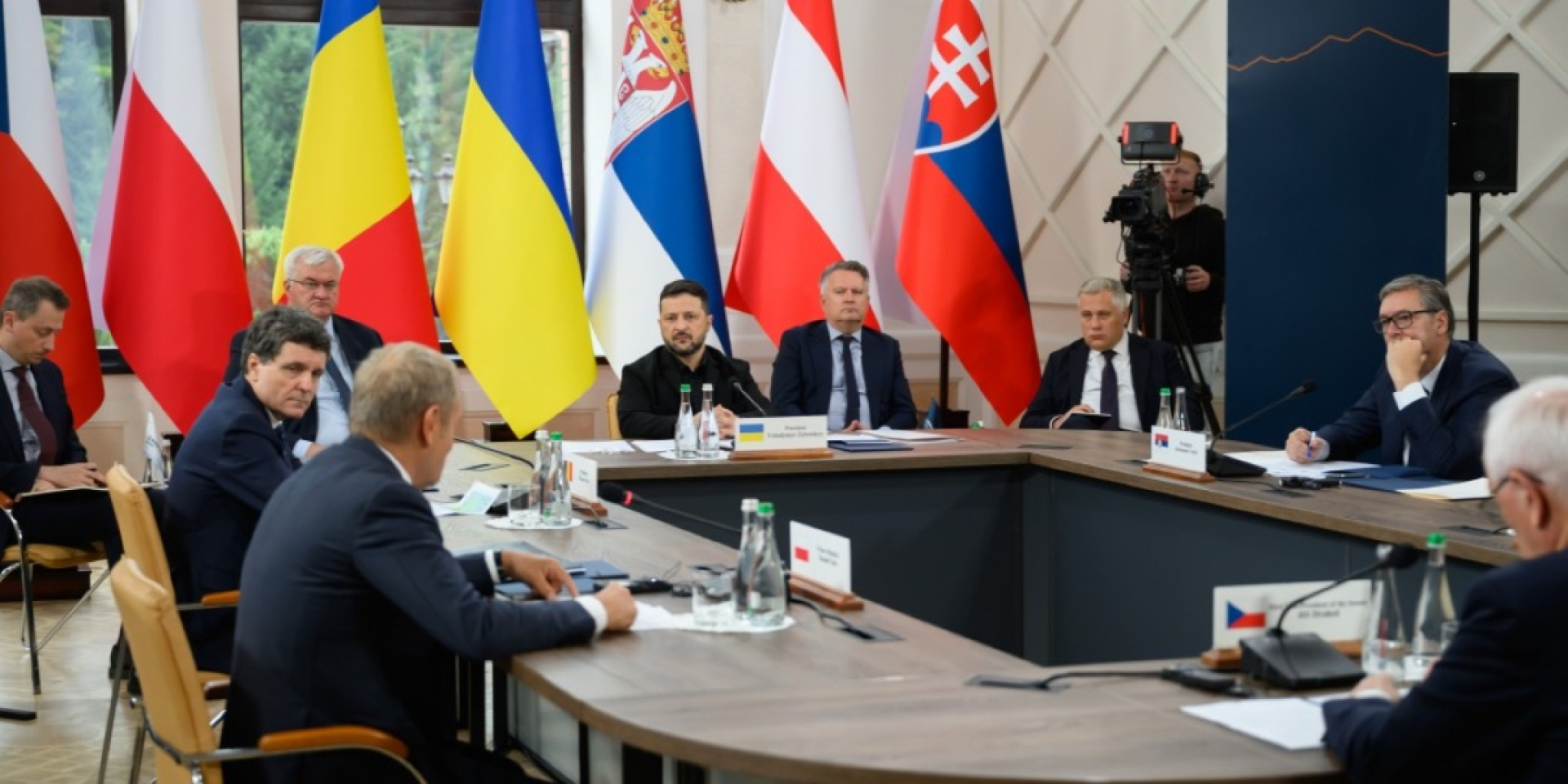 За&nbsp;словами посадовців Офісу Президента, очікується, що&nbsp;Карпатська інтеграційна ініціатива стане новою об'єднавчою платформою (Фото: Офіс президента)