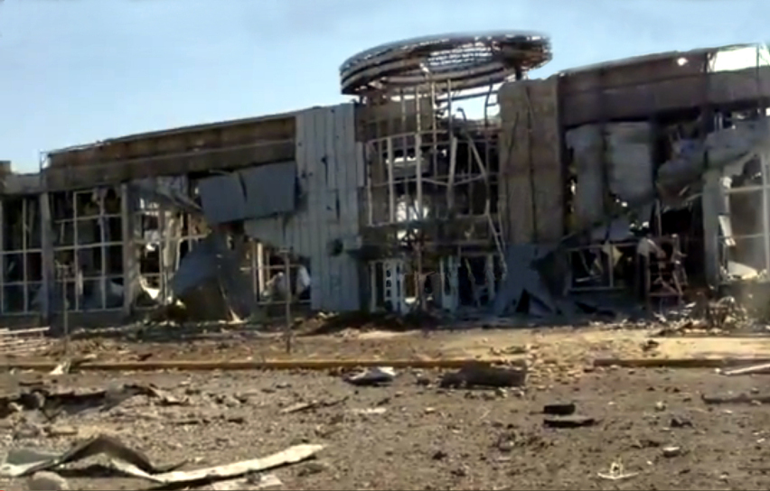Luhansk International Airport, September 4, 2014. (Фото: wikipedia)