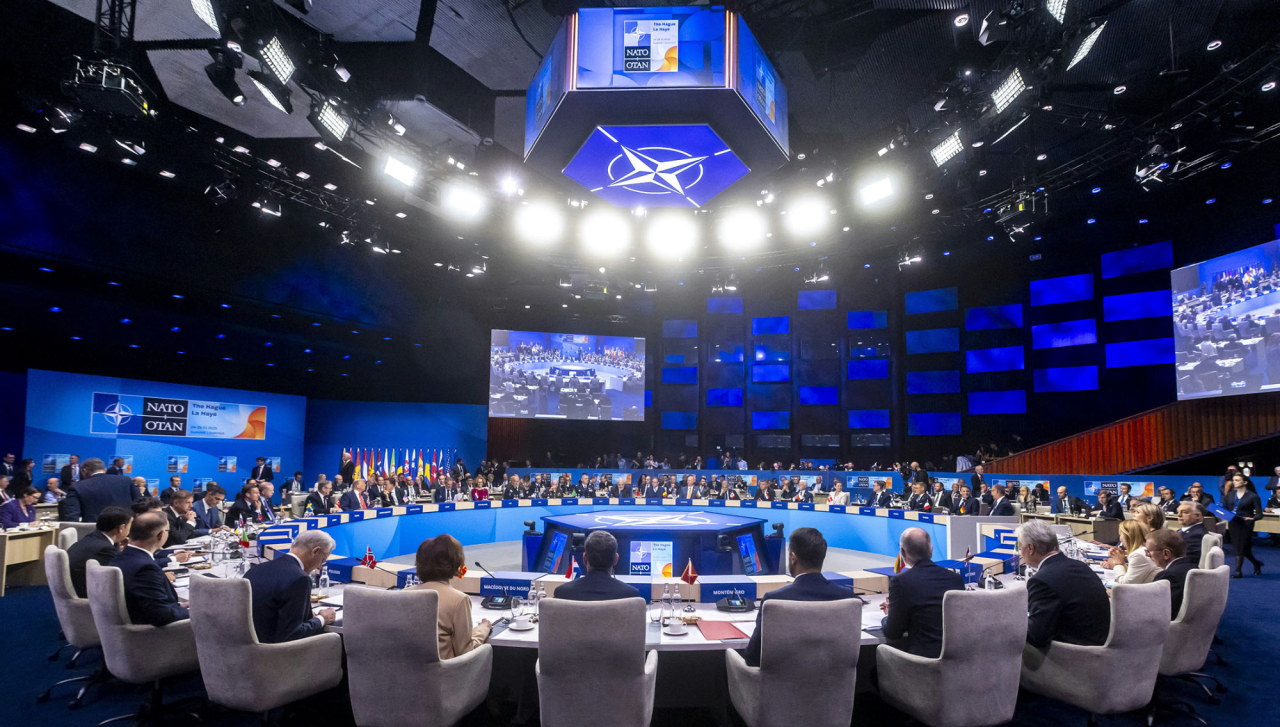 On July 25 in The Hague, 32 NATO country leaders gathered to adopt a historic declaration. (Фото: NATO)