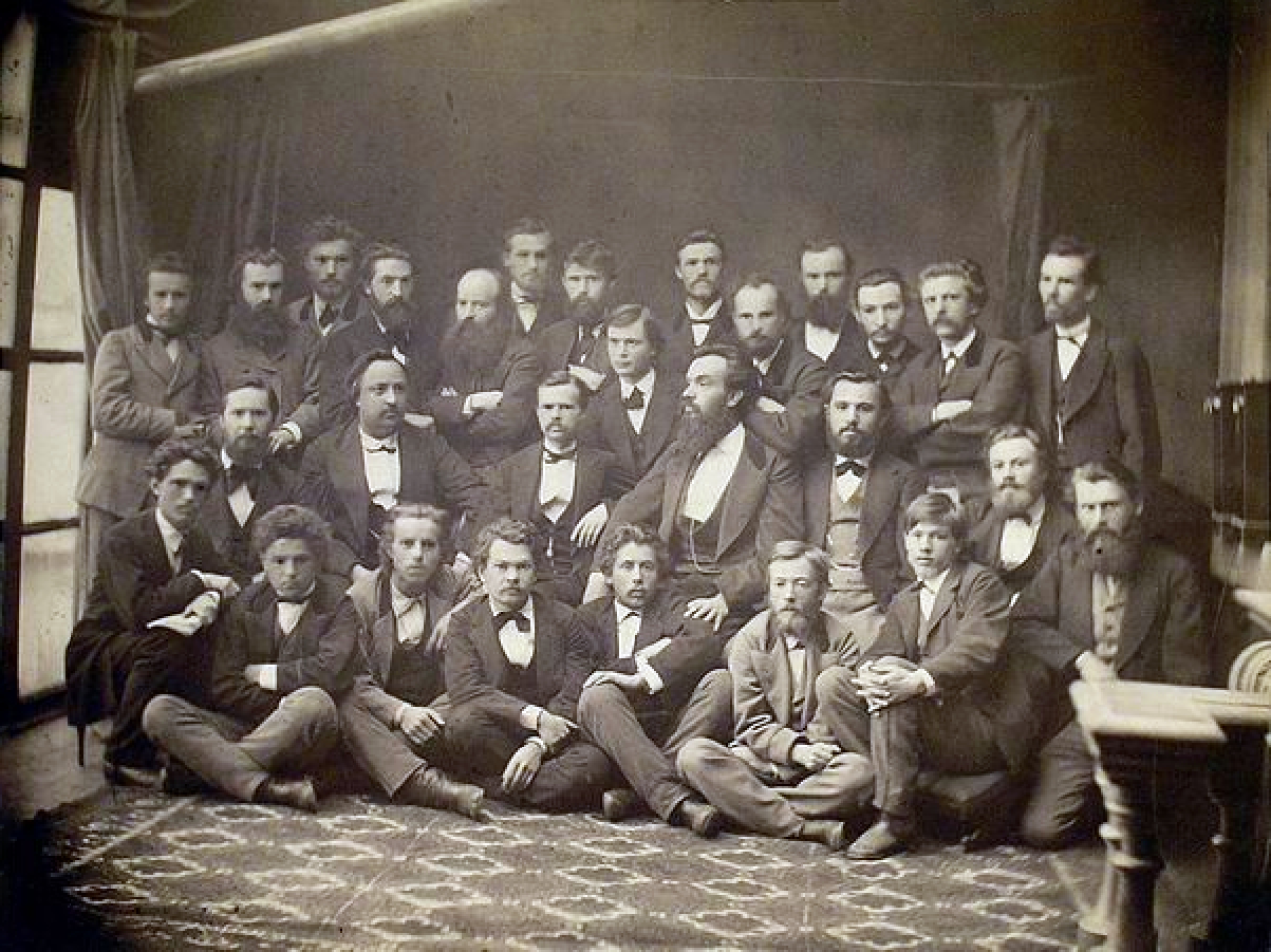 Члени Київської Старої громади, серед яких Микола Лисенко, Павло Чубинський, Іван Нечуй-Левицький, Михайло Старицький, Михайло Драгоманов та Володимир Антонович та інші, 1874 рік (Фото: DR)