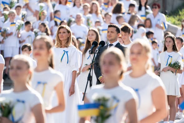 Супруги Зеленские на Майдане в Киеве, 24 августа 2019 года (Фото: Офис президента)
