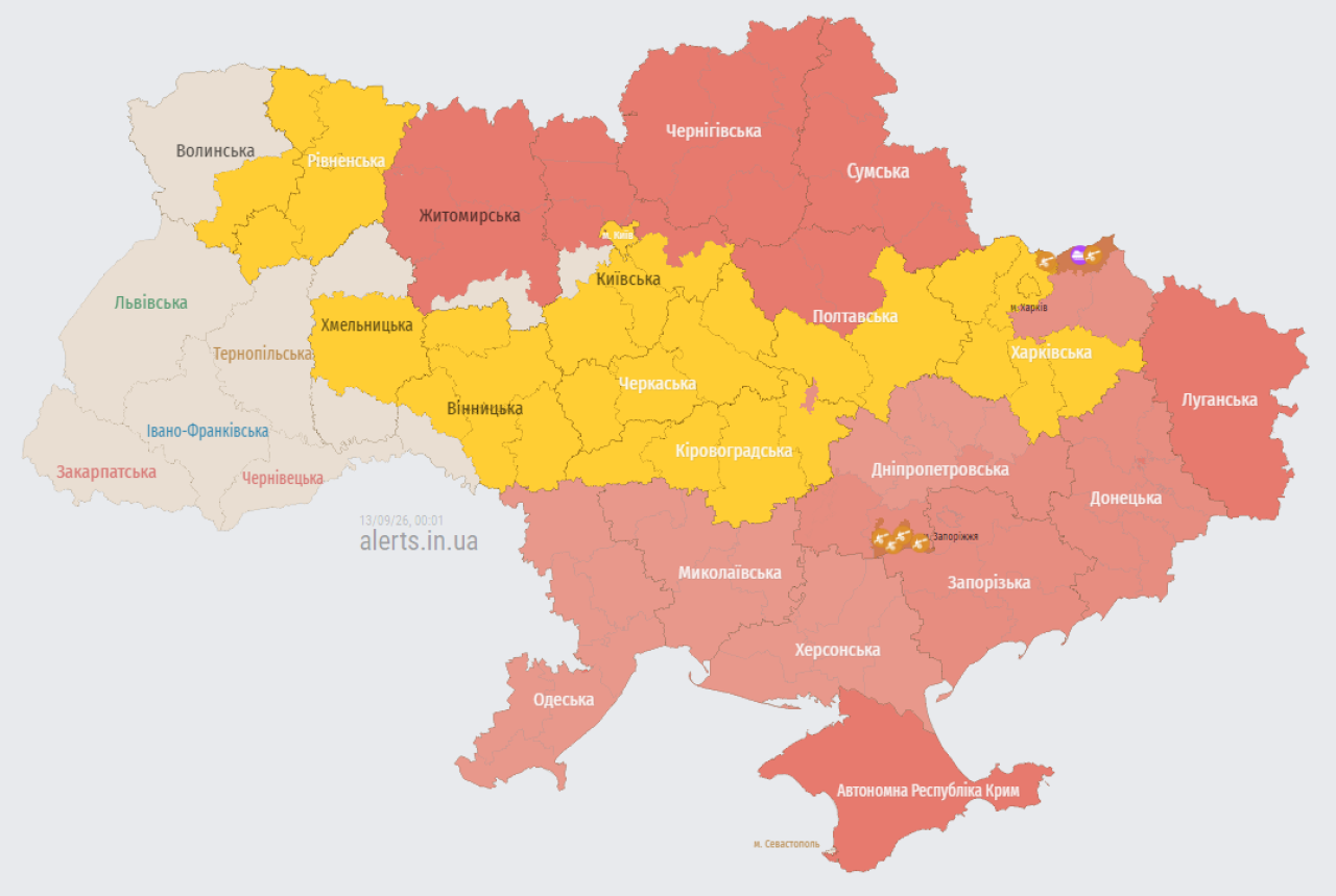 Мапа повітряних тривог в Україні станом на 00:01 13 вересня 2026 року (Фото: alerts.in.ua)