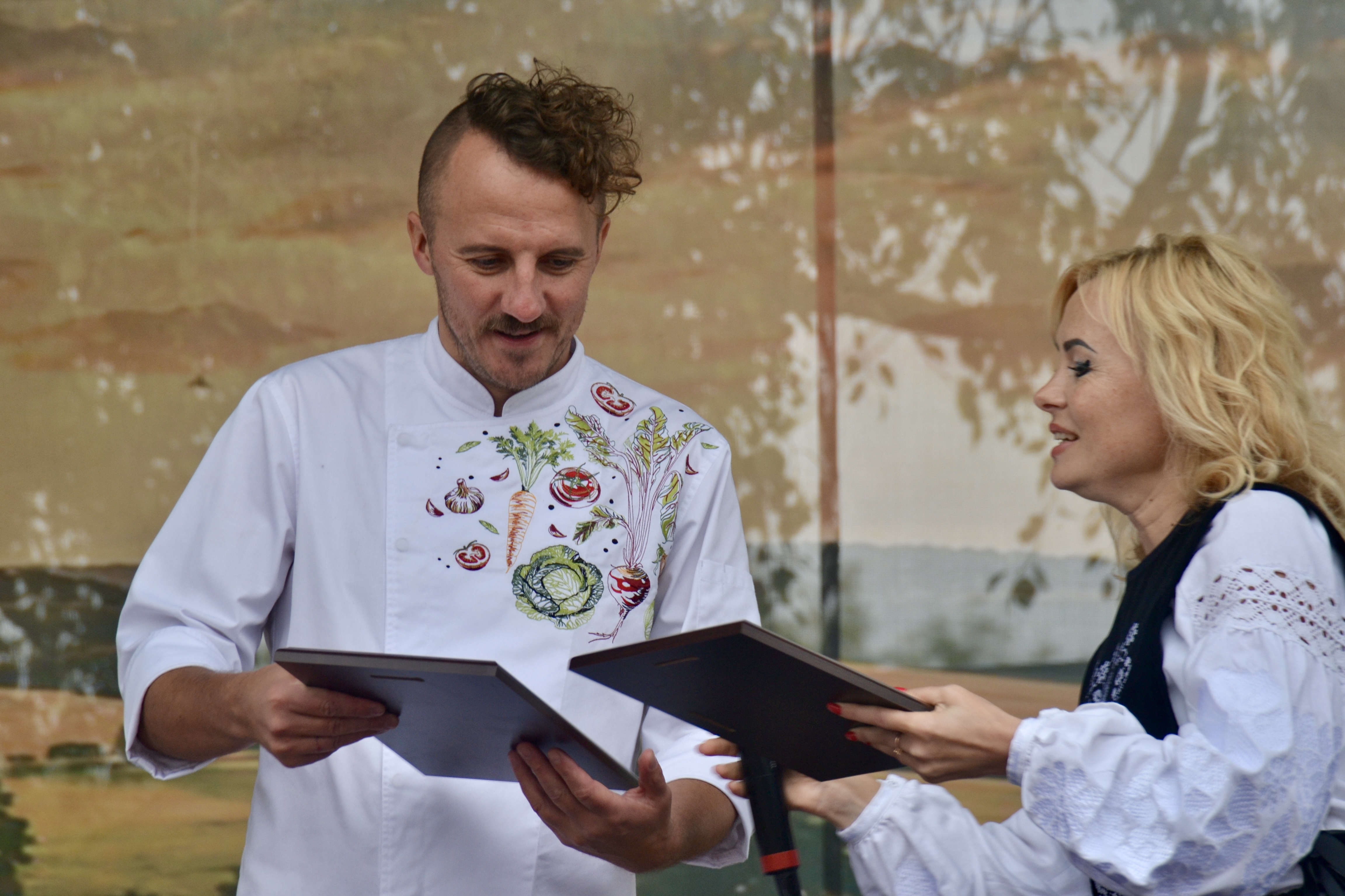 Євген Клопотенко — один із журі першого пілотного Чемпіонату борщу (Фото: Надано пресслужбою Євгена Клопотенка)