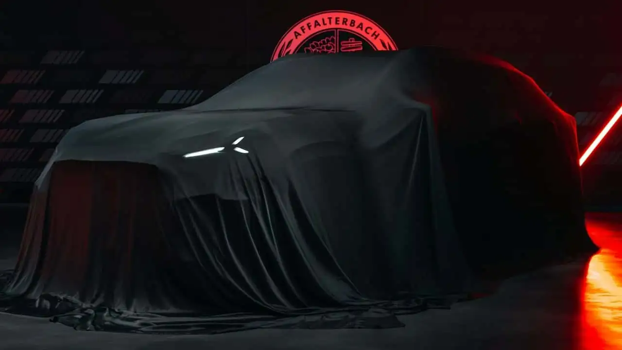 Один з тизерів нової моделі (Фото: Mercedes-AMG)