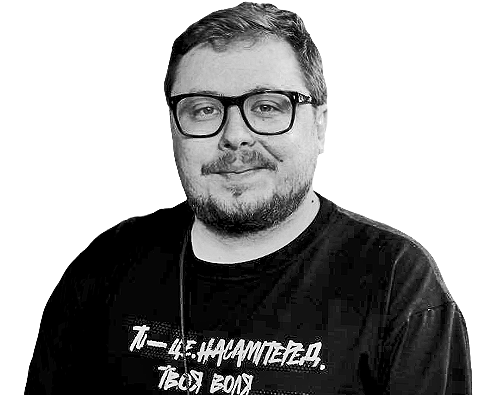 Денис Старостін